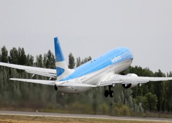 Aerolíneas Argentinas aumentará la frecuencia de sus vuelos a partir de noviembre