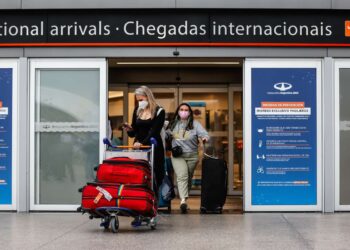 A partir de hoy Estados Unidos reabre sus fronteras: cuáles son los nuevos requisitos para viajar y qué vacunas están aceptadas