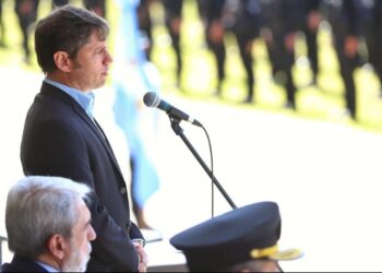 La advertencia de Axel Kicillof a la Policía bonaerense tras el crimen de Luciano Olivera en Miramar: “Seremos implacables con todo incumplimiento de los derechos humanos”