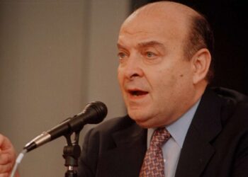 A 20 años del corralito, la medida que marcó la mayor catástrofe económica, política y social de la historia argentina reciente