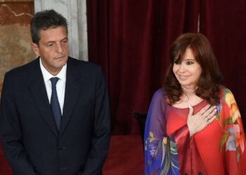 El Gobierno convocará a sesiones extraordinarias para el 20 de enero y prepara una ofensiva judicial