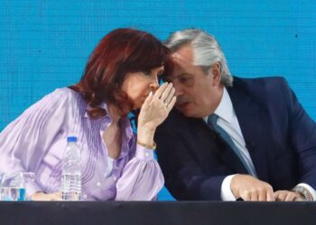 Juicio por la obra pública: en plena interna, Cristina Kirchner prepara las preguntas para Alberto