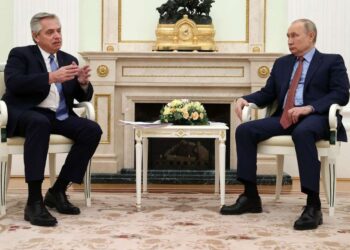 El Gobierno busca hacer equilibrio ante la invasión de Rusia a Ucrania