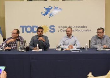 Acuerdo con el FMI: el Gobierno inició una negociación secreta con la oposición en Diputados