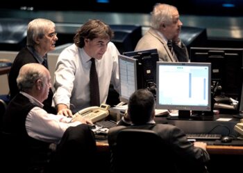 Tras la media sanción en Diputados al acuerdo con FMI, subieron bonos y bajaron dólares bursátiles