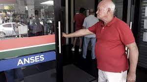 Unos 4,6 millones de jubilados y pensionados cobrarán un bono de 6 mil pesos