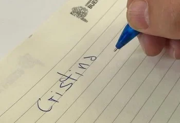 El kirchnerismo usó la frase de la lapicera de Alberto Fernández para pedir por Cristina Kirchner y burlarse del Presidente