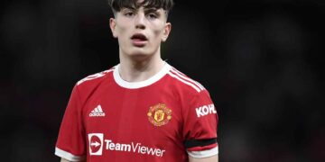 La decisión de la Premier League para Alejandro Garnacho, acusado por racismo contra un compañero en el Manchester United