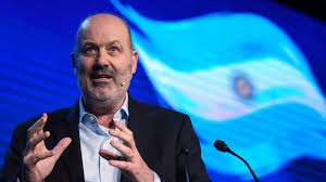 Sturzenegger critica a gobernadores