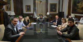 La mesa política de Milei se reúne en Casa Rosada y ultima la estrategia de La Libertad Avanza para las elecciones de octubre