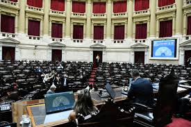 El Gobierno apuesta a postergar el debate del Presupuesto hasta después de que se conforme el nuevo Congreso