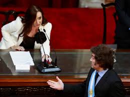 Javier Milei congelará su sueldo y el de Victoria Villarruel por tiempo indeterminado