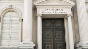El Banco Central reduce los encajes bancarios desde abril para reactivar la economía
