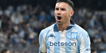 Racing se impone a Estudiantes RC con un claro 2-0 en la Liga Profesional