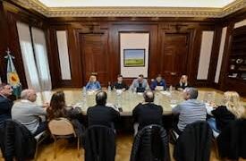 Intendentes radicales desmienten acercamiento con Kicillof y destacan reunión de gestión