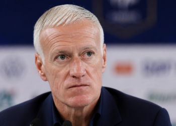 Deschamps alivia la presión sobre Francia antes del debut: “El favorito absoluto es España”