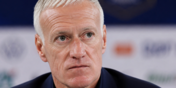 Deschamps alivia la presión sobre Francia antes del debut: “El favorito absoluto es España”