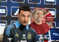 Controversia en la Selección Argentina: un periodista fue removido de la conferencia de Scaloni