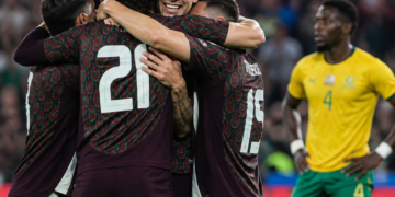 México derrota 2-0 a Sudáfrica y arranca con victoria en el Mundial 2026