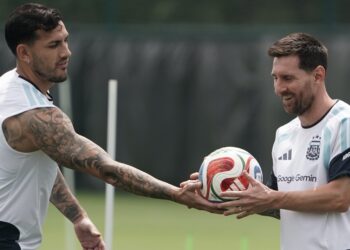 Leandro Paredes, del gesto premonitorio a la salvada crucial contra Egipto: ‘Jugamos para que el último partido de Messi no llegue’