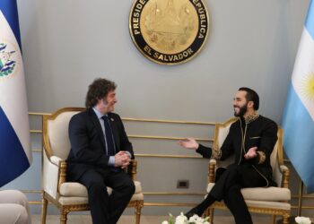 Encuesta revela sorpresa: Javier Milei se ubica entre los presidentes con menor aprobación en América Latina
