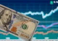 El Gobierno redujo la presión sobre un vencimiento clave y busca aliviar al dólar