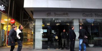 Avanza la causa contra una casa de cambio por supuestas operaciones de lavado vinculadas al entorno de Kirchner.