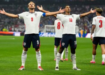 Inglaterra supera a México en un partido memorable y avanza a cuartos de final