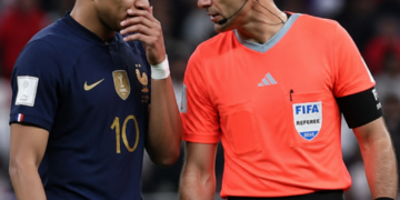 Mbappé compartió su experiencia con el árbitro antes del penal fallido frente a Marruecos