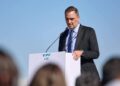 Renuncia de Adorni en YPF: el salario de los directores de la petrolera