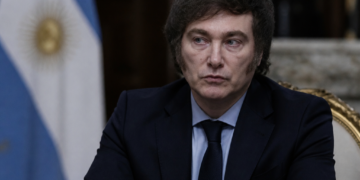 Desafíos económicos: la advertencia de Barclays sobre el plan de Milei