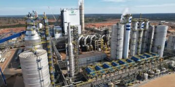 Un gigante brasileño del papel capitaliza el retiro local para reactivar una marca olvidada