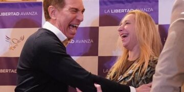 Karina Milei y Santilli llegan al Congreso para garantizar el apoyo a las reformas del Gobierno