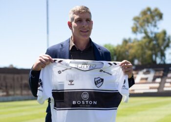 Martín Palermo regresa a la dirección técnica de Platense con un importante desafío en la Copa Libertadores