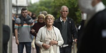 Jubilados: el Gobierno confirmó el bono de $70.000 para septiembre y mantuvo el monto sin cambios