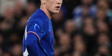 Valentín Barco: ovaciones y críticas en el empate de Chelsea