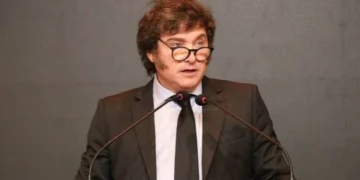 Milei encabezó el acto por el Día del Maestro y reivindicó el legado de Sarmiento
