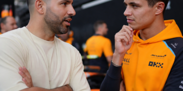 El ácido comentario de Kun Agüero a Lando Norris tras las críticas al piloto argentino por el choque en Bakú