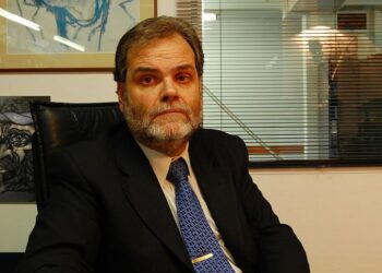 Grafológicas revelaciones: la firma y su vínculo con la personalidad