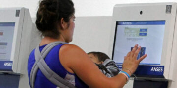 AUH: el control de salud y escolaridad para cobrar el 20% retenido será automático