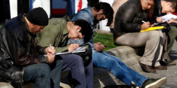 El desempleo llegó al 7,9% en el segundo trimestre y aumentó la informalidad labora