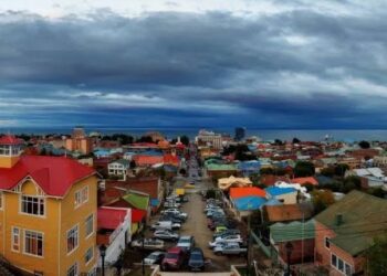 Argentina monitorea el acercamiento comercial entre Punta Arenas y Malvinas y advierte que actuará por vías diplomáticas