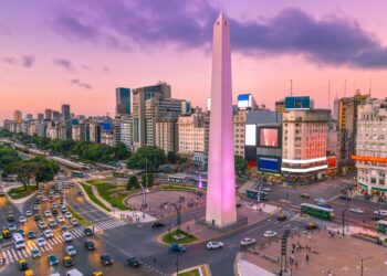 Pronóstico del tiempo: mejoras en el centro, pero tormentas aisladas en el NEA