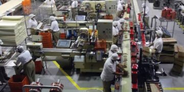 La industria creció 1,9% en agosto, pero acumula una caída de 2,7% en el año