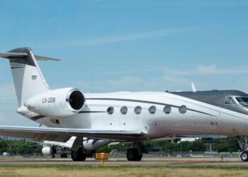 Baires Fly, bajo la lupa por el vuelo de Flávio Bolsonaro y las facturas investigadas en la causa Andis