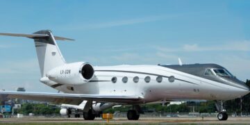 Baires Fly, bajo la lupa por el vuelo de Flávio Bolsonaro y las facturas investigadas en la causa Andis