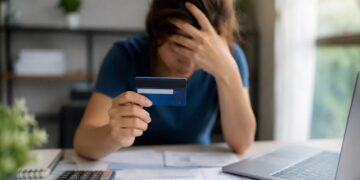 La morosidad de los créditos privados bajó en septiembre, aunque las refinanciaciones marcaron nuevos máximos